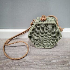 Mali + Lili Green Rattan Wicker Crossbody Bag Floral Lining Hexagon Shape